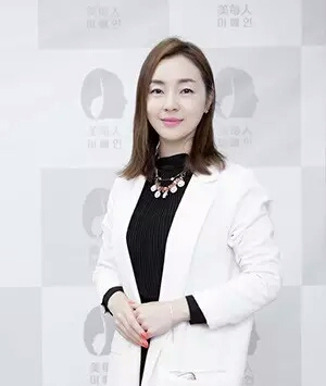 楚雄金佳玭 美容协会会长